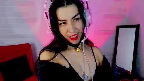 Snapshot of sky_girl1 chatting on October 21, 2:49 am Mile online show from October 21, 2:49 am
