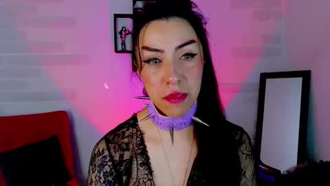 Snapshot of sky_girl1 chatting on October 17, 2:37 am Mile online show from October 17, 2:37 am