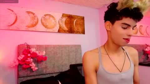 Snapshot of sky_jules chatting on September 26, 12:46 pm Daniel online show from September 26, 12:46 pm