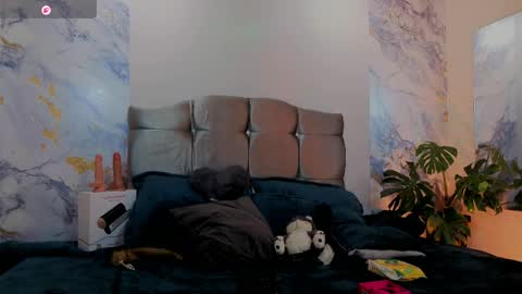 Daniel online show from March 31, 2:06 pm