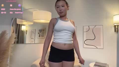 Snapshot of sky_morris chatting on September 18, 1:48 pm Sky online show from September 18, 1:48 pm