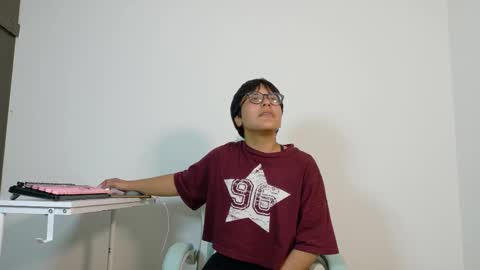 SKYE. online show from September 22, 3:10 am