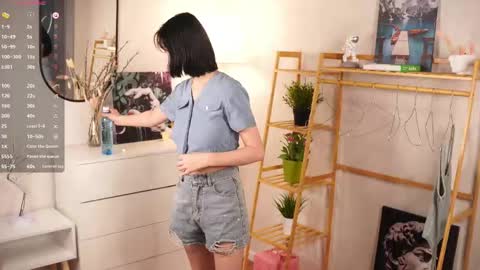 Snapshot of skyemcguire chatting on October 15, 7:32 am Melissa online show from October 15, 7:32 am