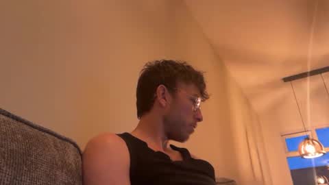 skyisthelimit1995 online show from July 24, 8:06 pm