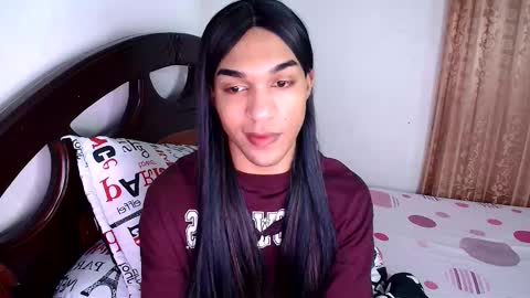 skyla online show from October 19, 3:22 am