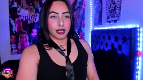 blue online show from February 22, 12:58 am