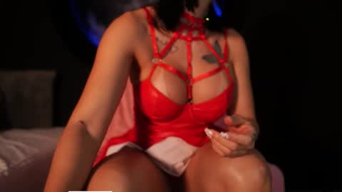    online show from October 23, 11:23 am