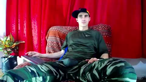 Skyler online show from December 19, 12:50 am