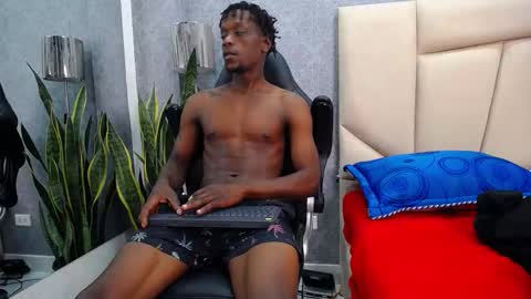 SKYLERBIGXXX online show from September 30, 5:07 am