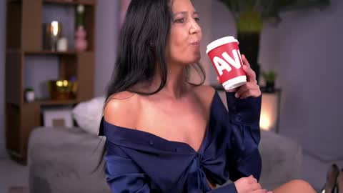 Skyler online show from April 10, 6:30 am