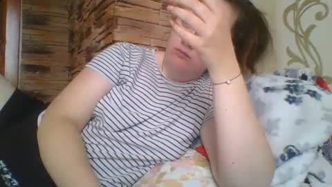 skyressie333 online show from October 23, 12:50 pm