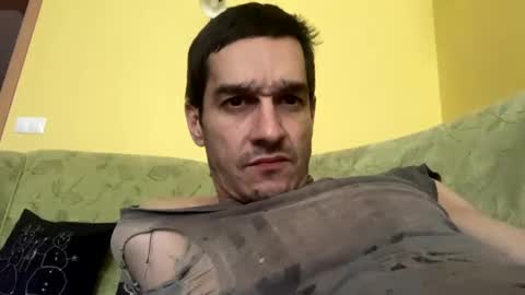 Snapshot of slabyhrac chatting on December 2, 8:47 am slabyhrac online show from December 2, 8:47 am
