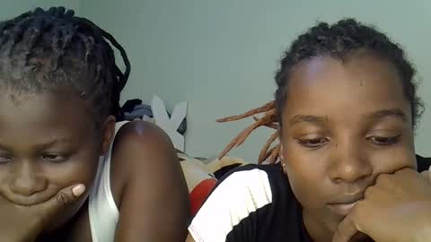 sleciah online show from January 6, 6:56 pm