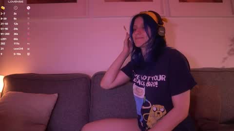 Snapshot of sleepingsonya chatting on September 15, 8:43 pm Sonya online show from September 15, 8:43 pm