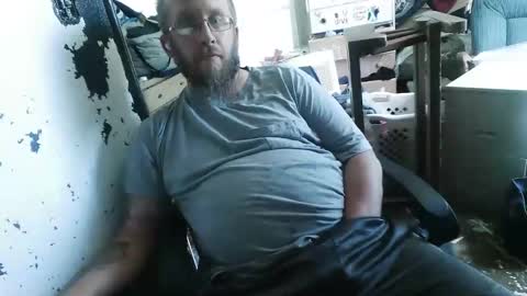slickwill2391 online show from May 2, 5:30 pm