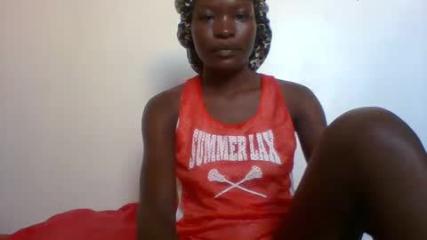 Snapshot of slimdiva chatting on October 18, 11:47 am slimdiva online show from October 18, 11:47 am