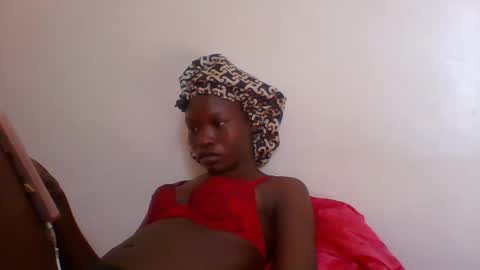 Snapshot of slimdiva chatting on October 15, 6:16 am slimdiva online show from October 15, 6:16 am