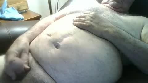 slippery_duck online show from April 6, 1:12 pm