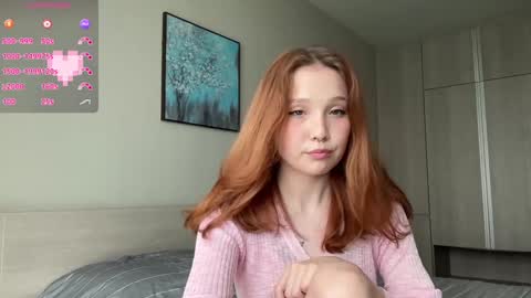 Snapshot of slola_li chatting on February 5, 5:20 am Lola and Li -  online show from February 5, 5:20 am