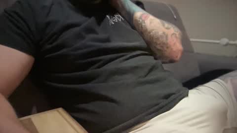 just chillin online show from October 4, 7:00 pm