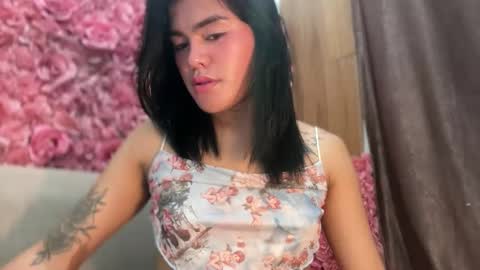 Snapshot of slutty_lavinia chatting on September 23, 6:14 pm Slutty Lavinia online show from September 23, 6:14 pm