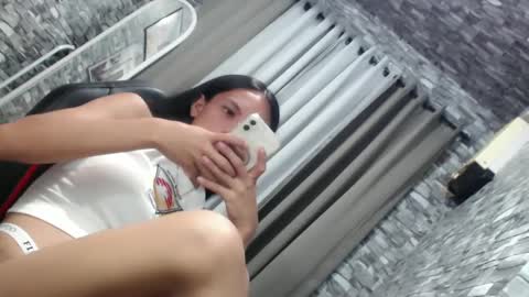 Snapshot of sluttychie chatting on February 15, 10:42 pm CHIE CHIE online show from February 15, 10:42 pm