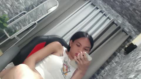 Snapshot of sluttychie chatting on February 25, 10:09 pm CHIE CHIE online show from February 25, 10:09 pm