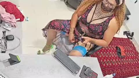 sluttygina1 online show from July 1, 4:04 pm