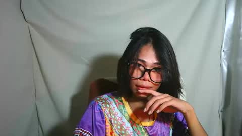 sluttypatotie online show from November 2, 7:25 pm