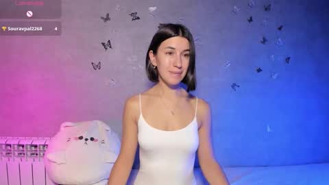 Snapshot of smaillev chatting on October 11, 12:32 pm Melani online show from October 11, 12:32 pm
