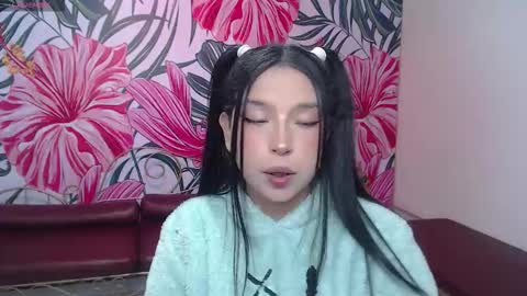 Mariana Torres online show from March 27, 1:23 pm