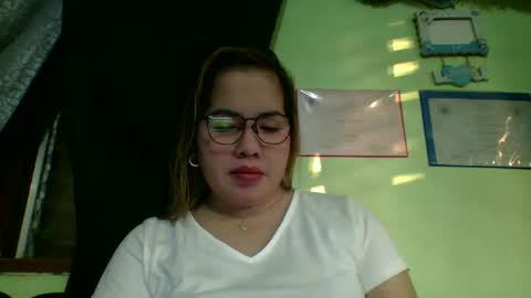 Lovewella online show from April 12, 9:35 am