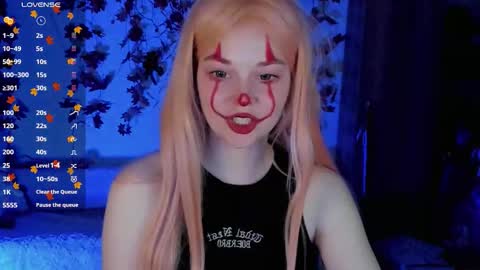 Snapshot of smallimpmeili chatting on October 18, 8:13 pm smallimpmeili online show from October 18, 8:13 pm