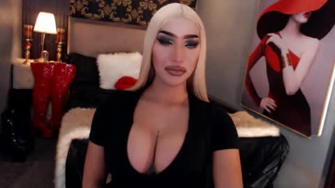 smasherqueen online show from June 14, 6:26 am