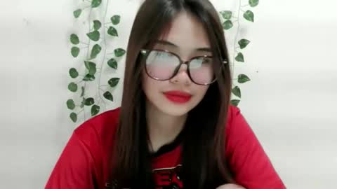 Snapshot of smellon_shake chatting on October 18, 5:33 am Julia online show from October 18, 5:33 am
