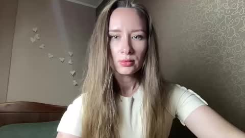 Snapshot of smilequeen_ chatting on October 8, 6:25 pm smilequeen_ online show from October 8, 6:25 pm