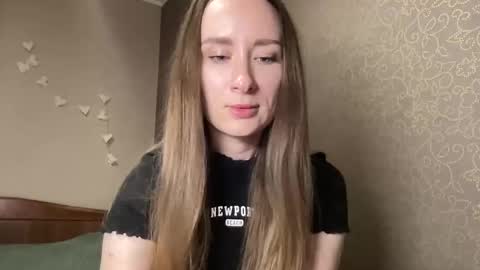 Snapshot of smilequeen_ chatting on October 16, 6:40 pm smilequeen_ online show from October 16, 6:40 pm