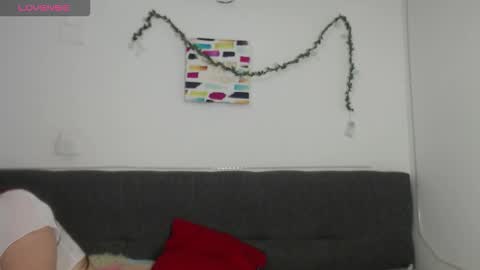 smith_abigail0 online show from March 27, 7:48 pm