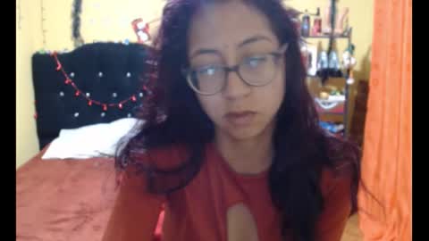 smith_lechosoxxx online show from December 18, 8:20 am