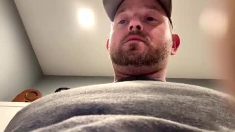 smokeymt420 online show from April 22, 6:20 am