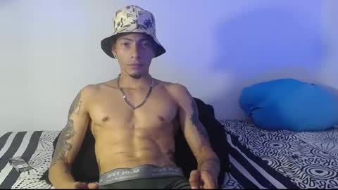 Snapshot of smooke_skinny chatting on September 20, 7:06 pm Daniel Aston online show from September 20, 7:06 pm