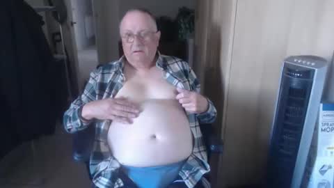 smoothmutton online show from March 11, 2:42 pm