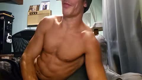 Snackyyyy online show from March 12, 2:15 am