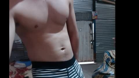 snakeguy08 online show from June 5, 2:22 pm