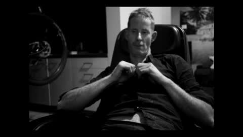 sneaky1985 online show from March 9, 12:48 am