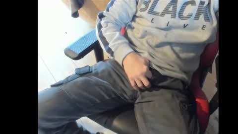 snip1977 online show from November 7, 9:12 am