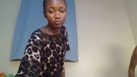 Snowie eyes online show from December 5, 9:45 pm