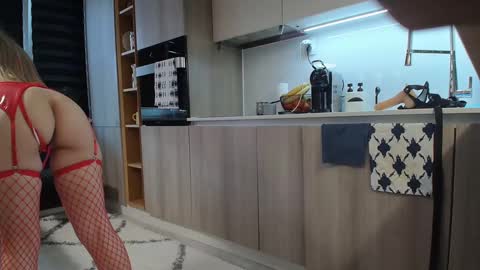 so fkn hot online show from January 18, 1:51 pm