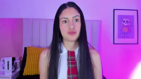 Soffy  online show from May 10, 12:33 pm