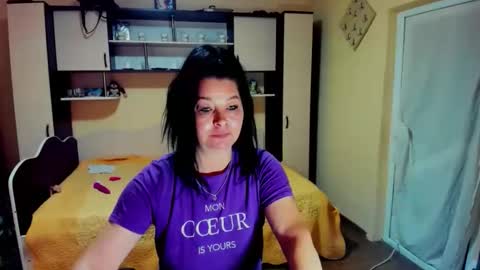 Soffy online show from May 18, 5:02 am
